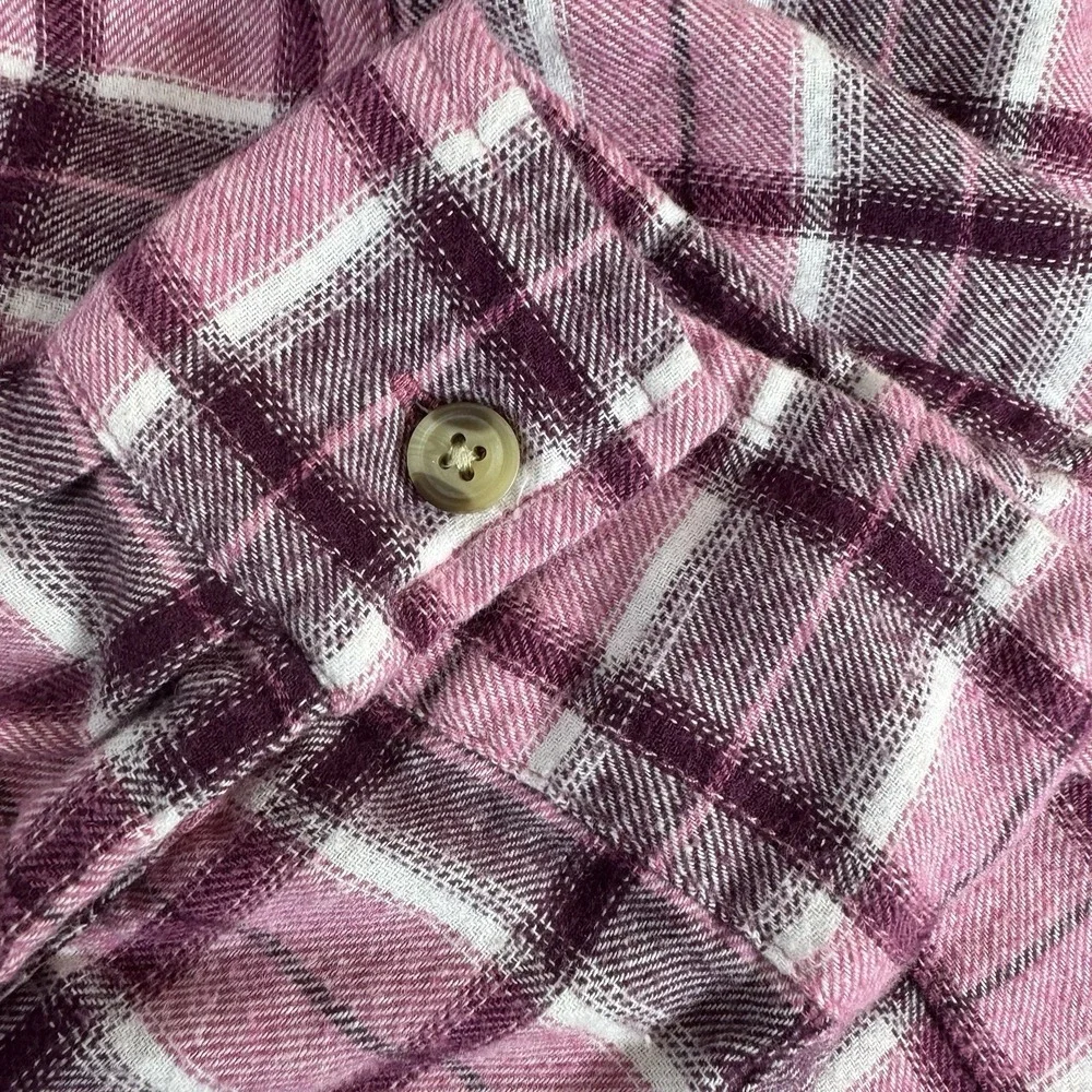Aeropostale Men's Plaid Flannel Shirt M Pink Purple‎ Long Sleeve Button Down
